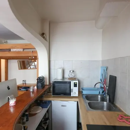 Charming Design Studio Near Bd Voltaire
